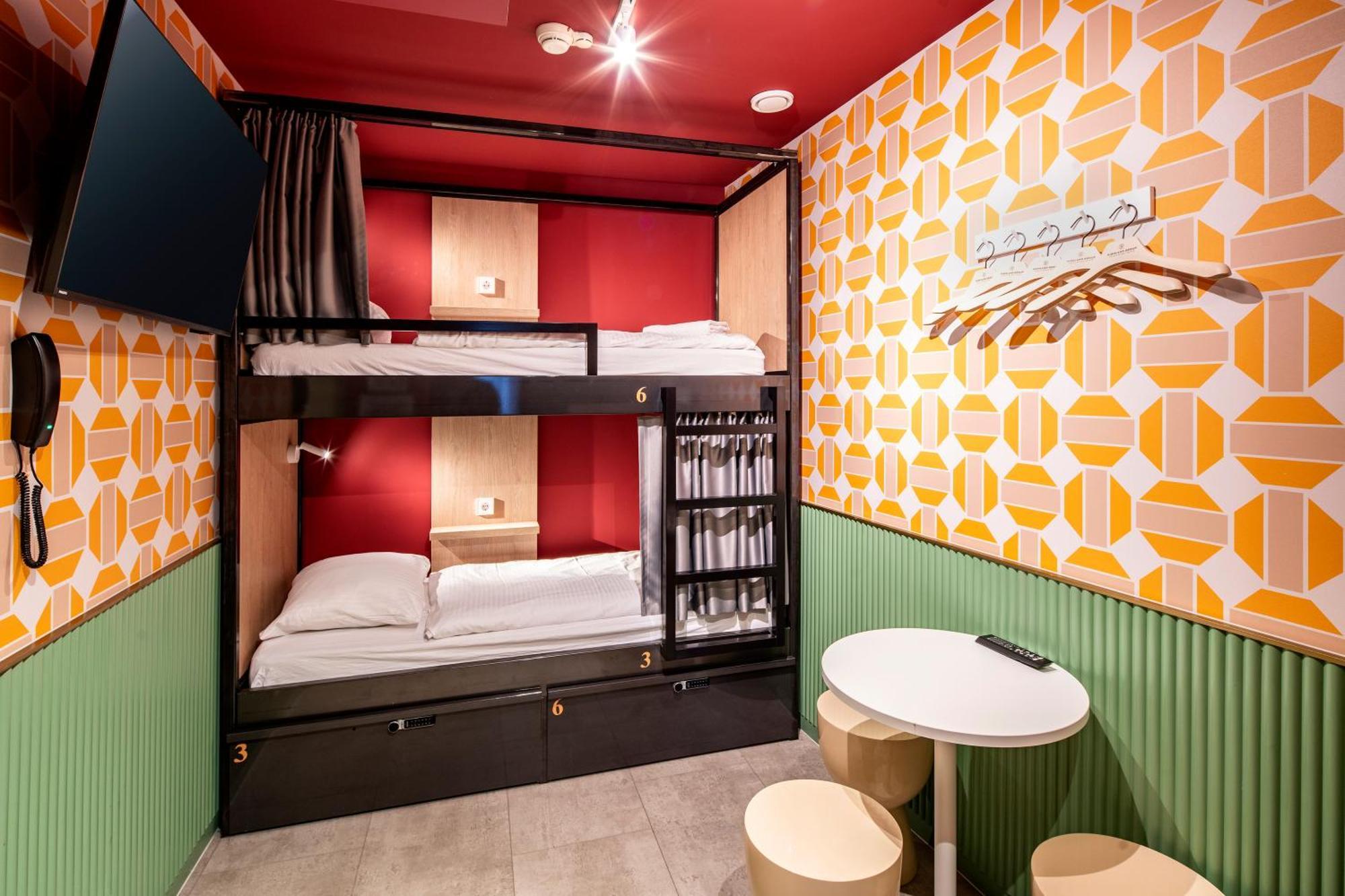 Tourist Inn Hotel Amsterdam Ngoại thất bức ảnh