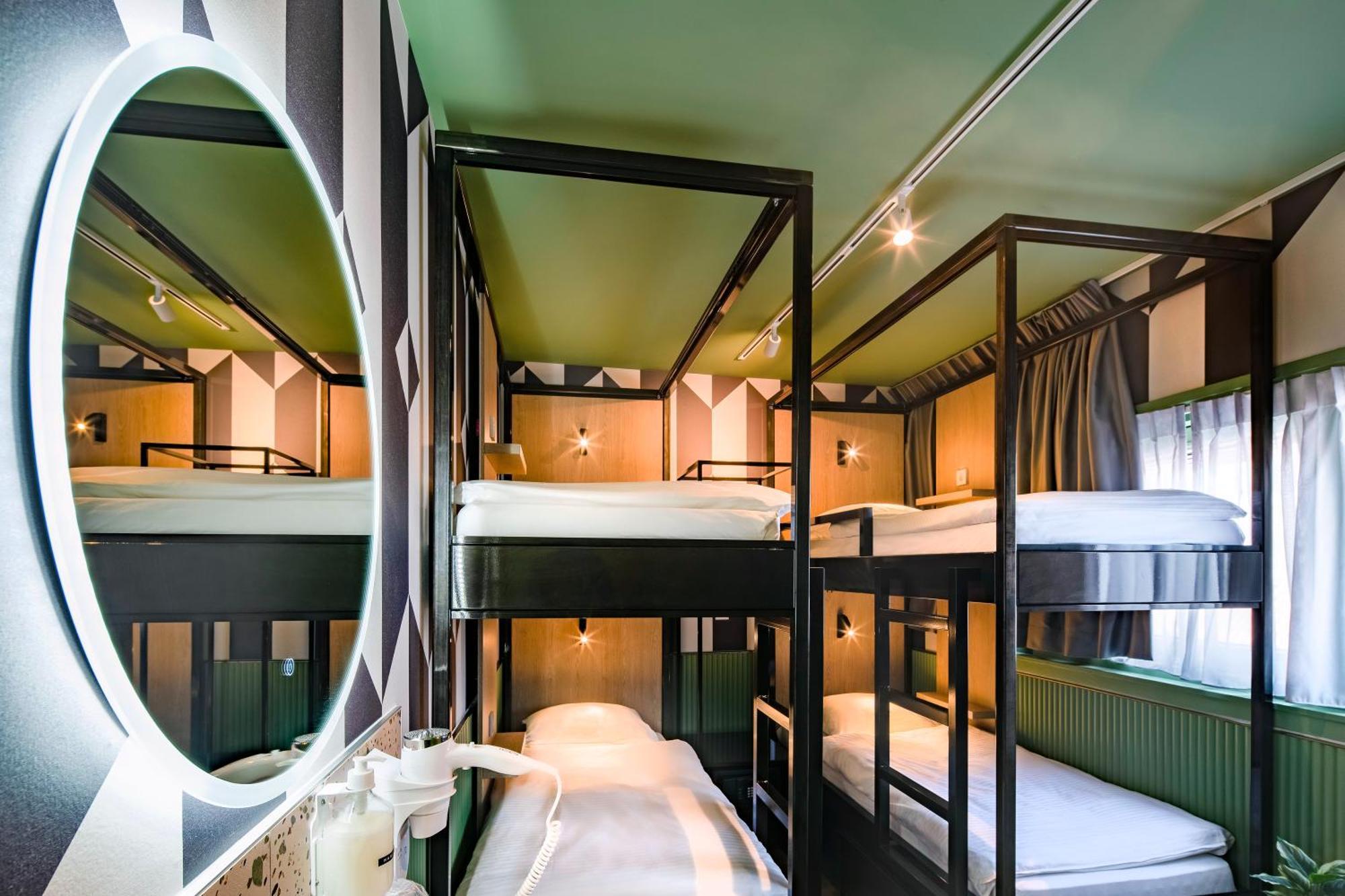 Tourist Inn Hotel Amsterdam Ngoại thất bức ảnh